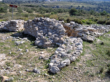 Apesokari: the entrance to the tomb