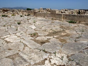 Galatas palace: the courtyard