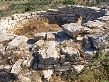 Kamilari tomb showing entrance